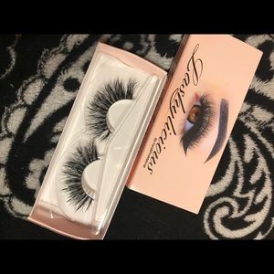 Lashylicious brand new eyelashes